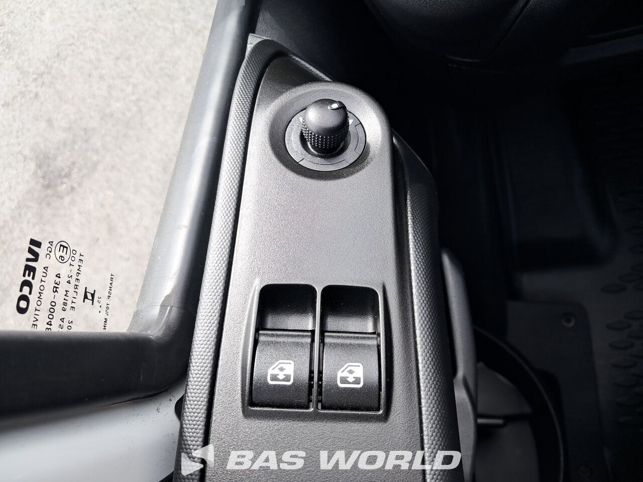 Other : Iveco Daily 35C21 Closed box van