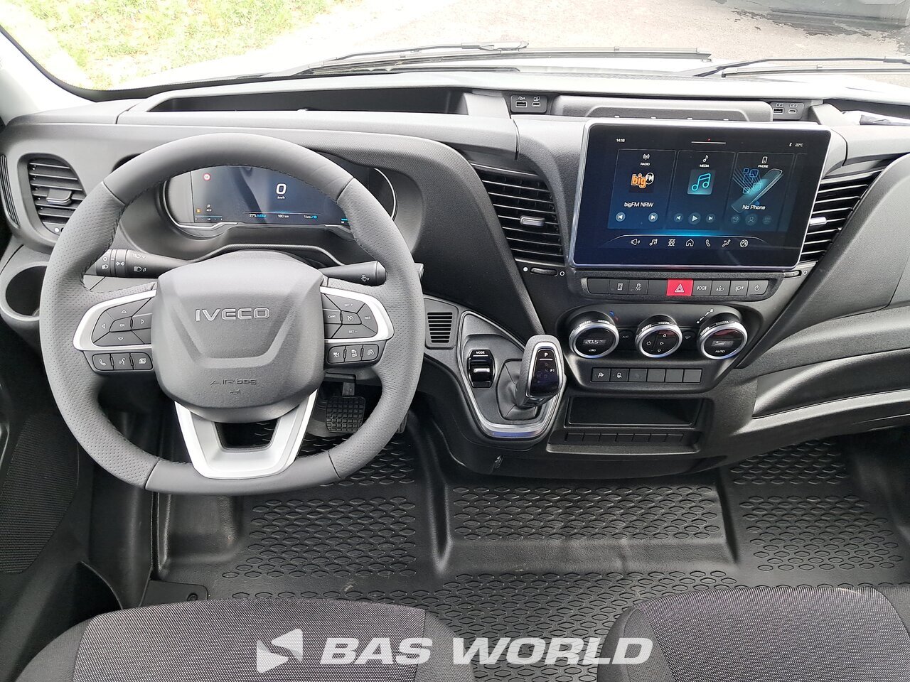 Other : Iveco Daily 35C21 Closed box van