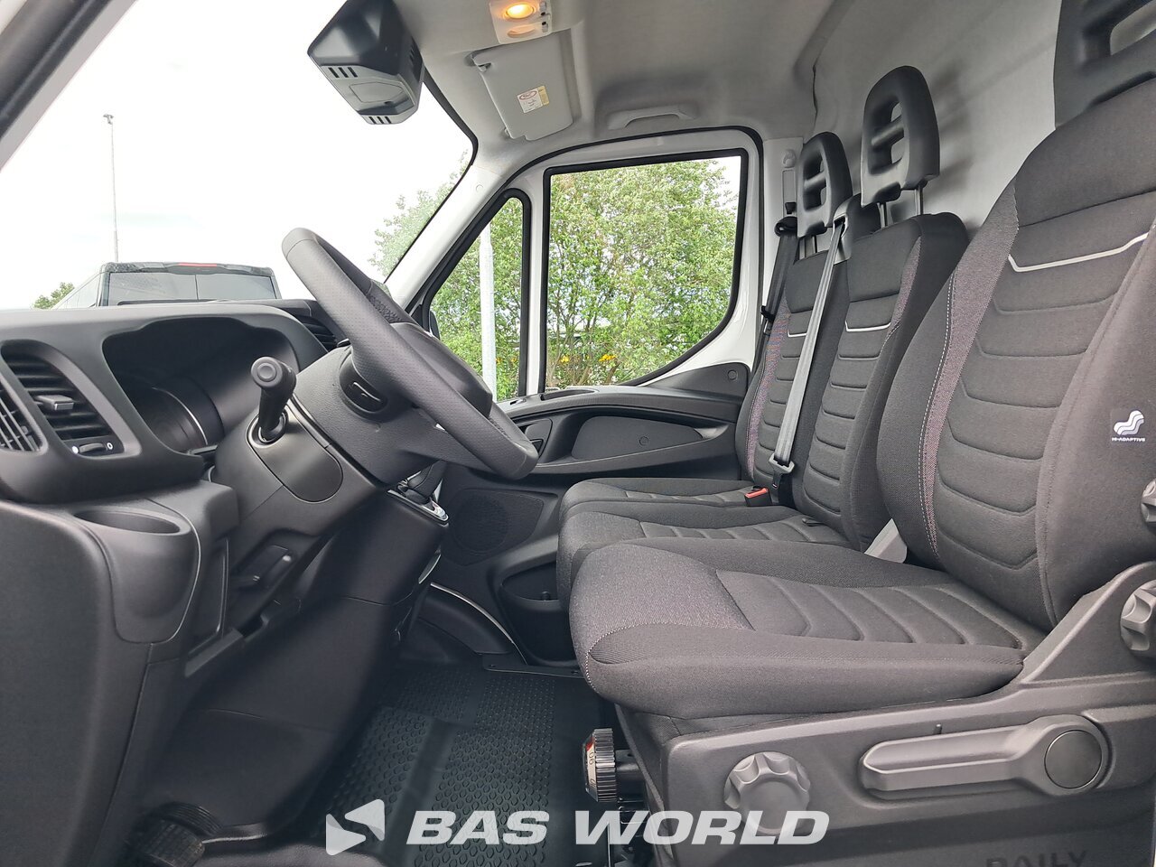 Other : Iveco Daily 35C21 Closed box van