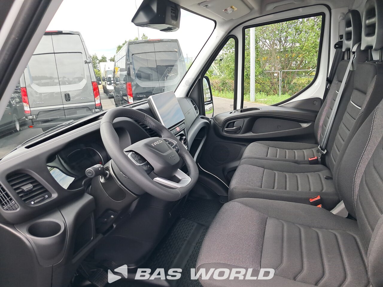 Other : Iveco Daily 35C21 Closed box van