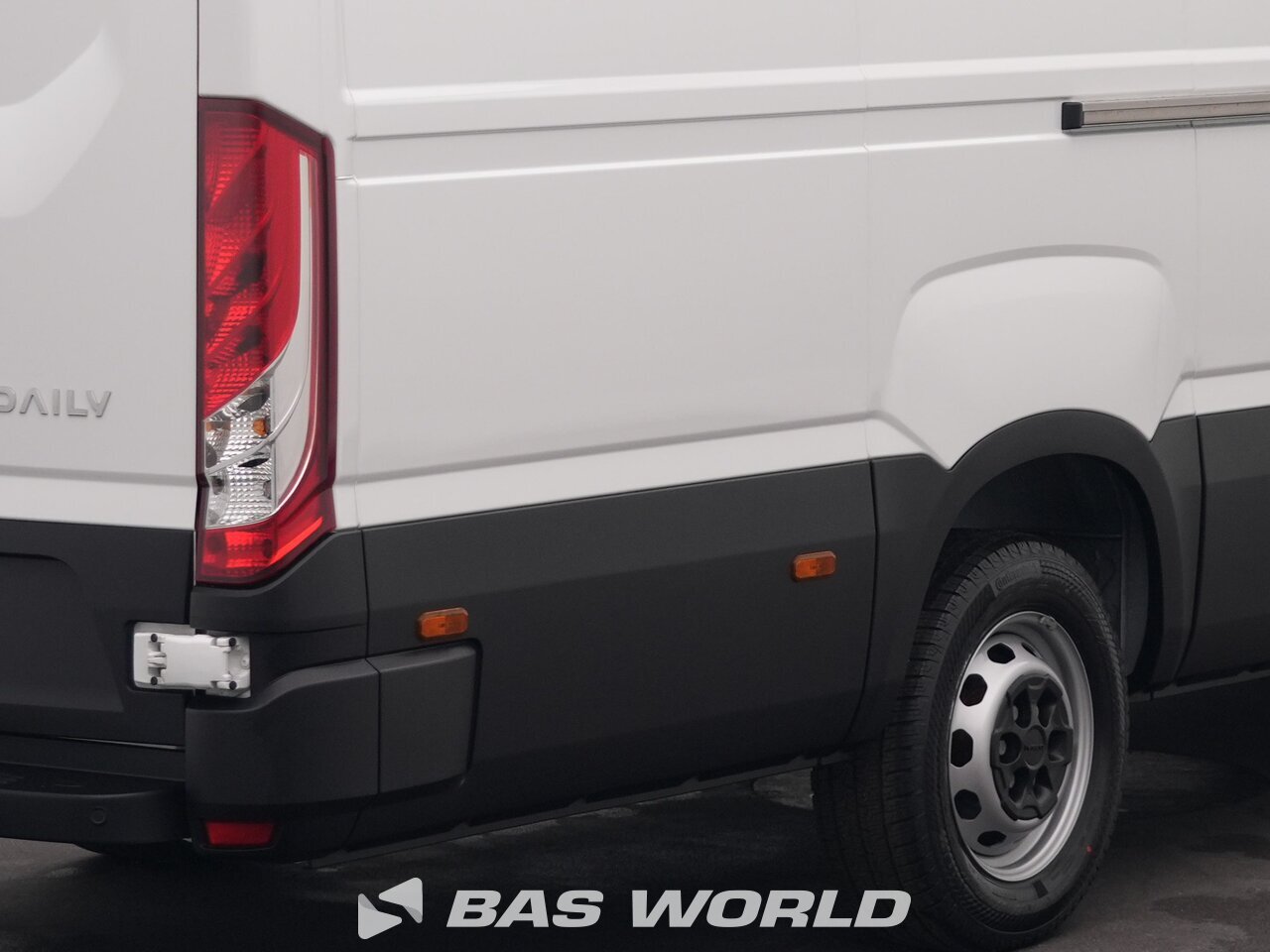 Other : Iveco Daily 35S18 Furgoneta cerrada