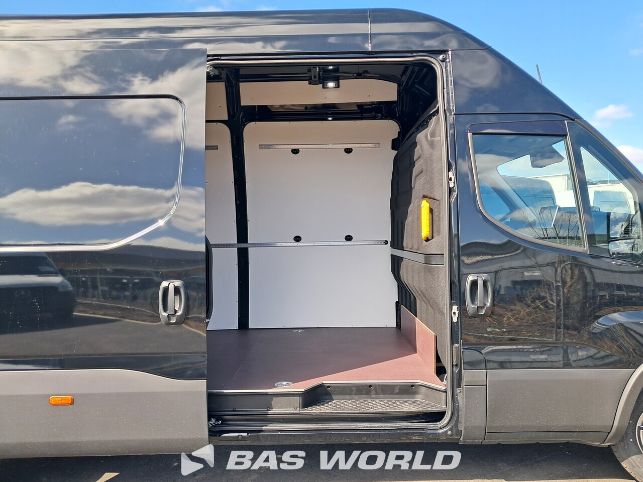 Other : Iveco Daily 35S21 Lukket varevogn