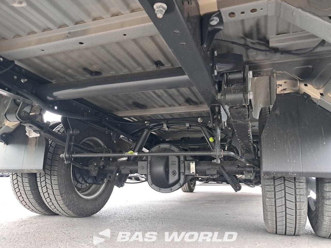 Other : Iveco Daily 35C21 Duba închisă