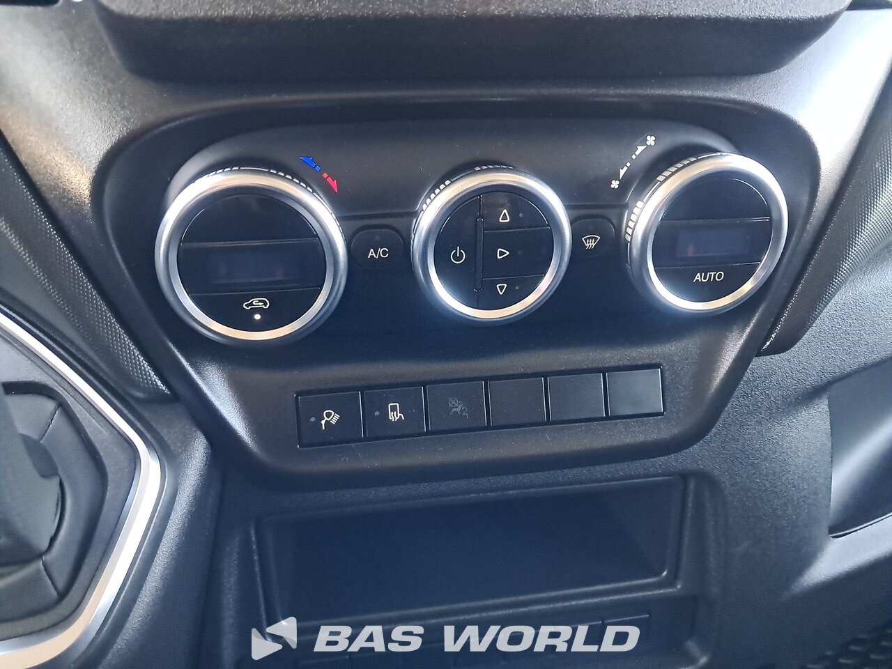 Other : Iveco Daily 35S18 Minibussar skåpbilar