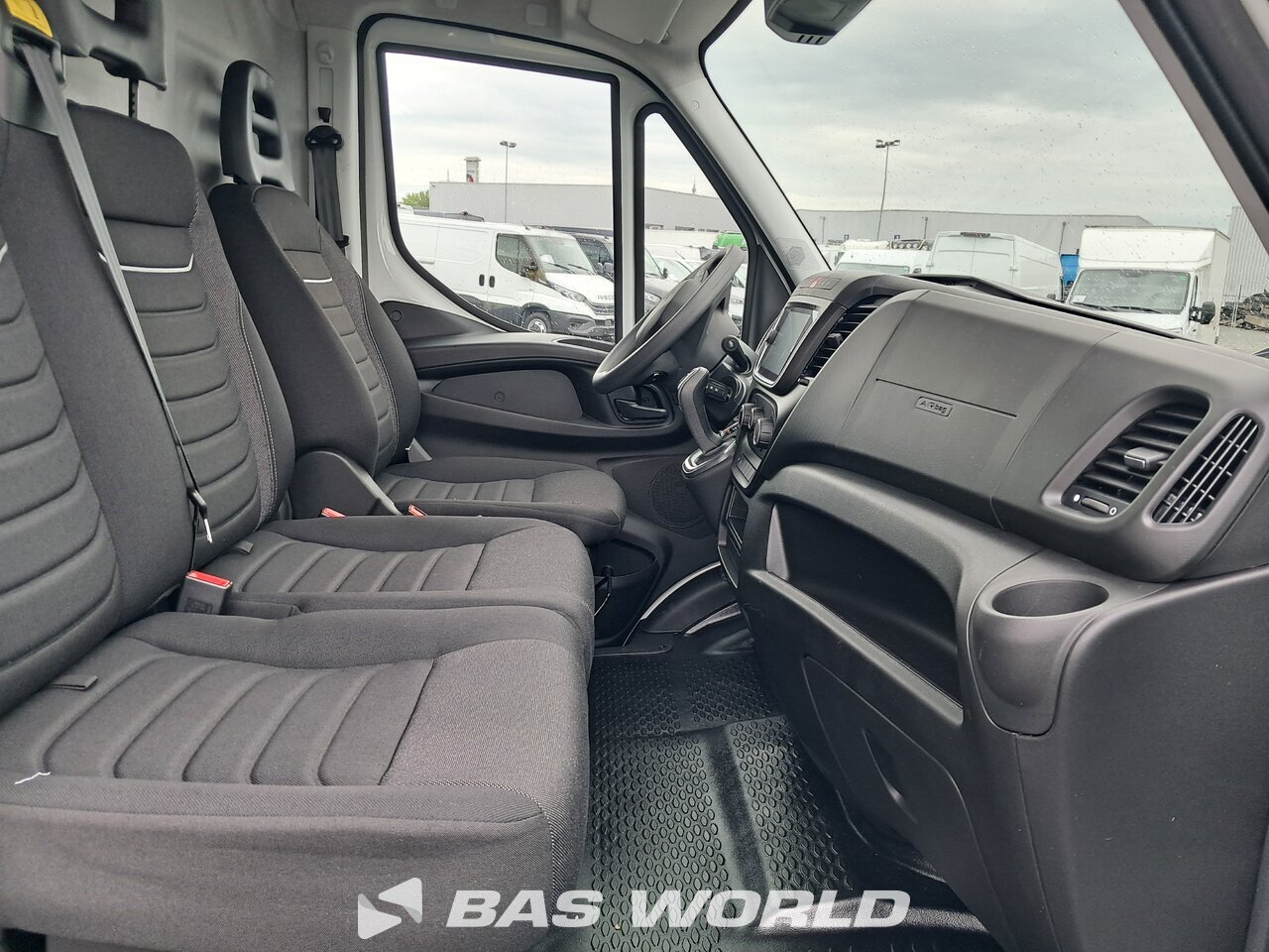 Other : Iveco Daily 35S16 закрыто