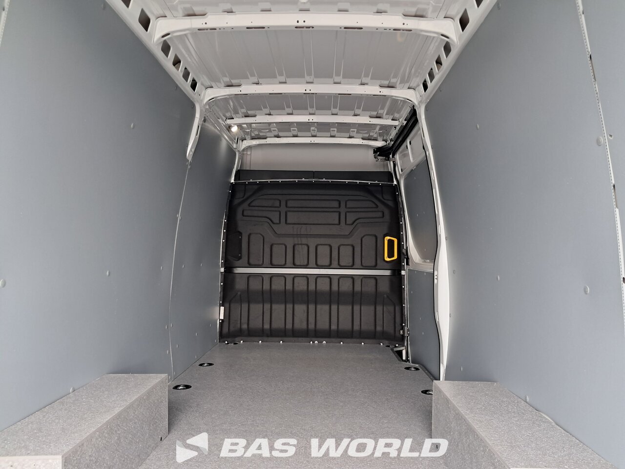 Other : Iveco Daily 35S18 Furgoneta cerrada