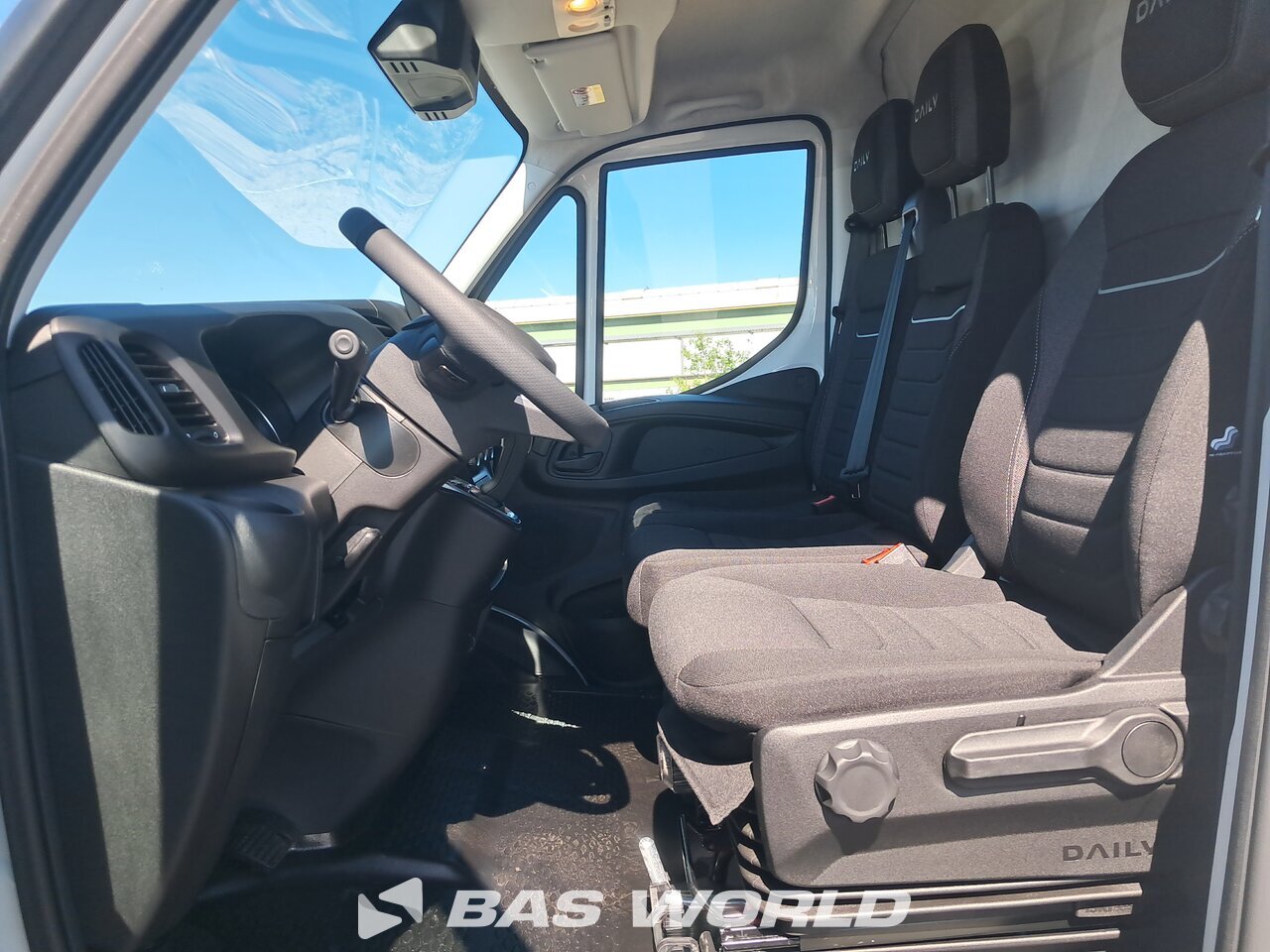 Other : Iveco Daily 35S18 Suljettu pakettiauto