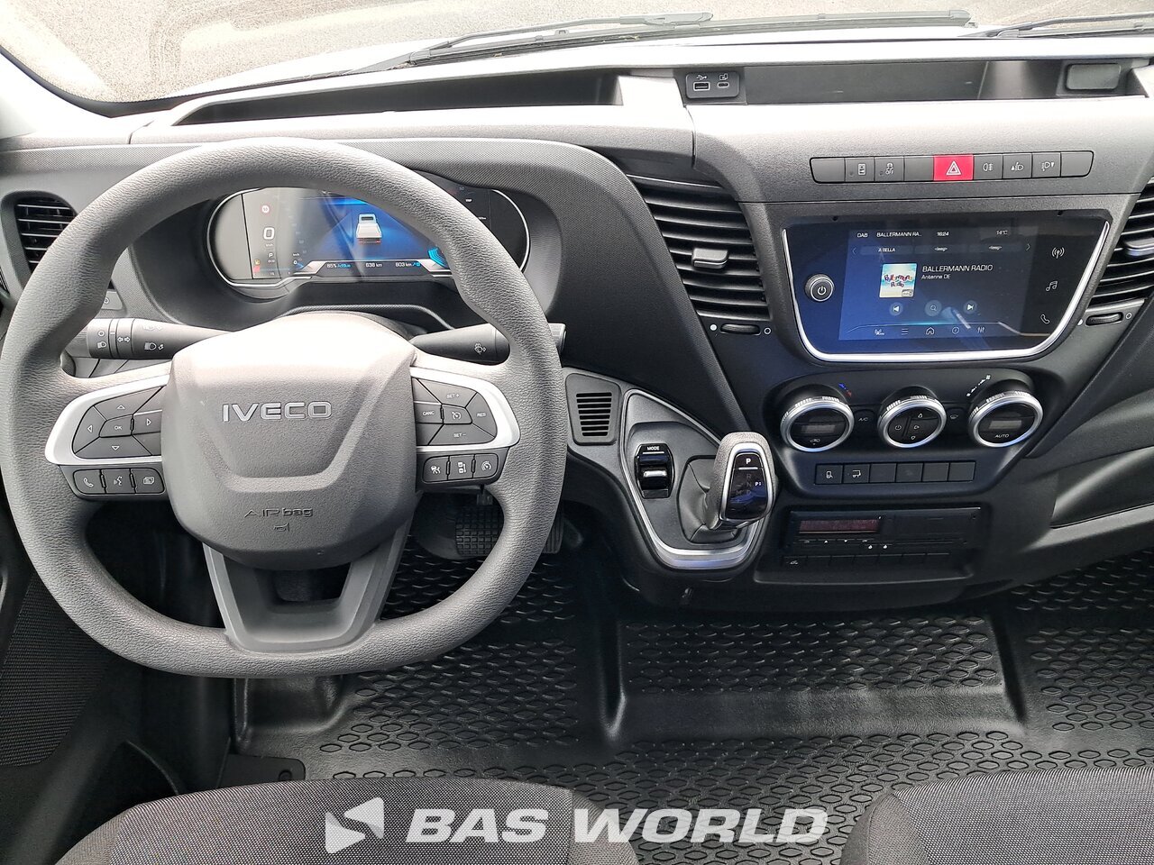 Other : Iveco Daily 70C18 Stängda lastbilskarosser