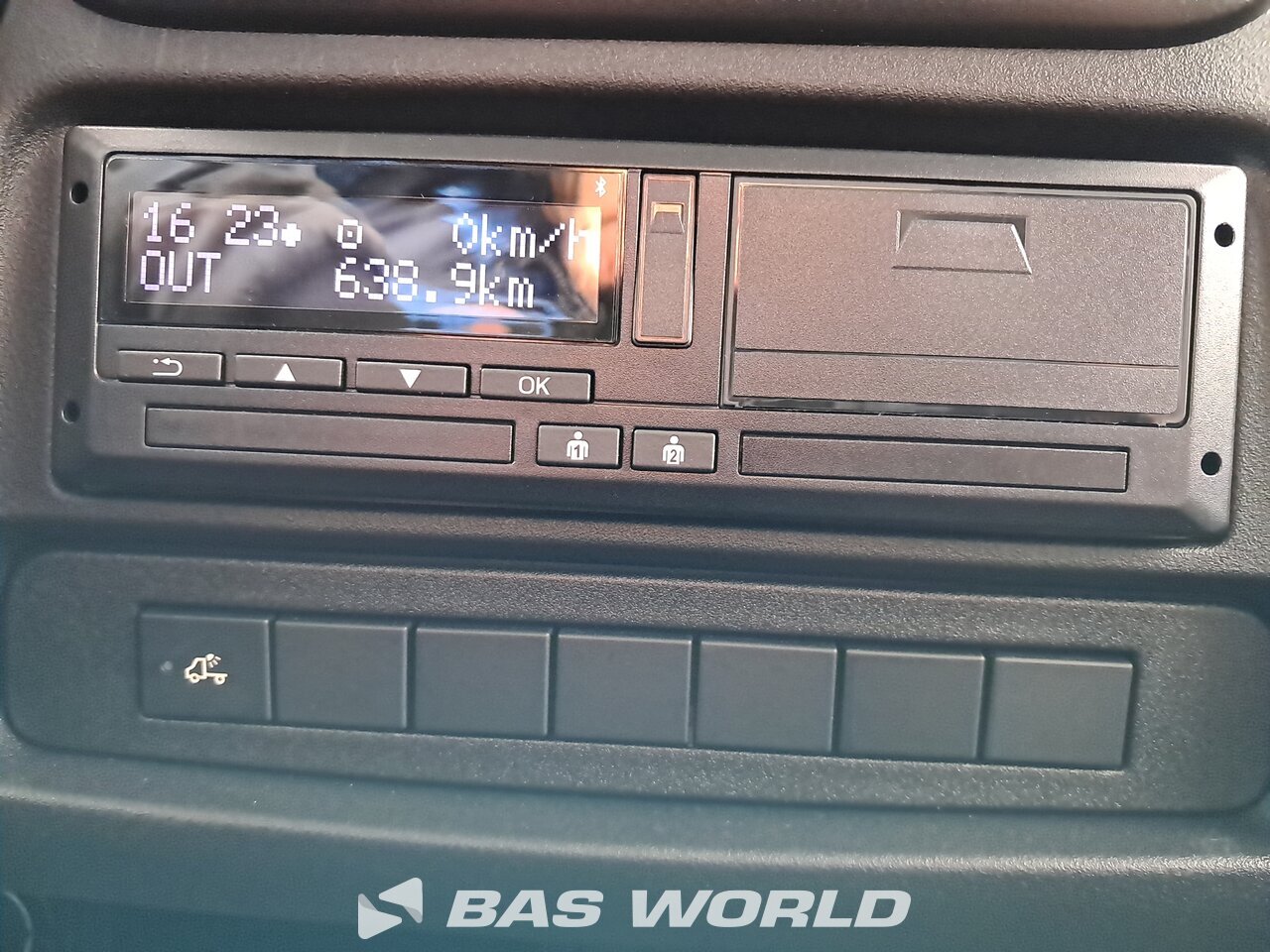 Other : Iveco Daily 70C18 Stängda lastbilskarosser