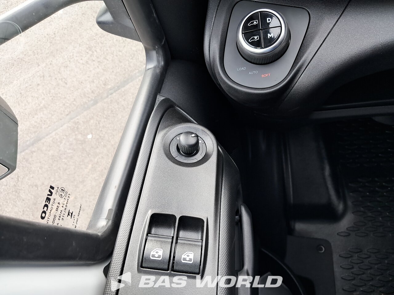 Other : Iveco Daily 70C18 Stängda lastbilskarosser