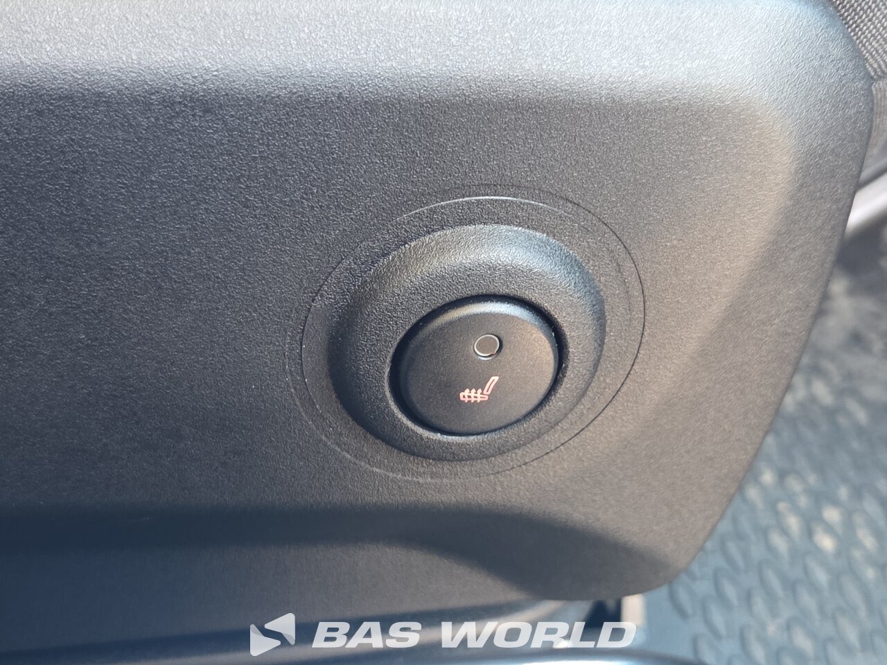Other : Iveco Daily 35S18 закрыто