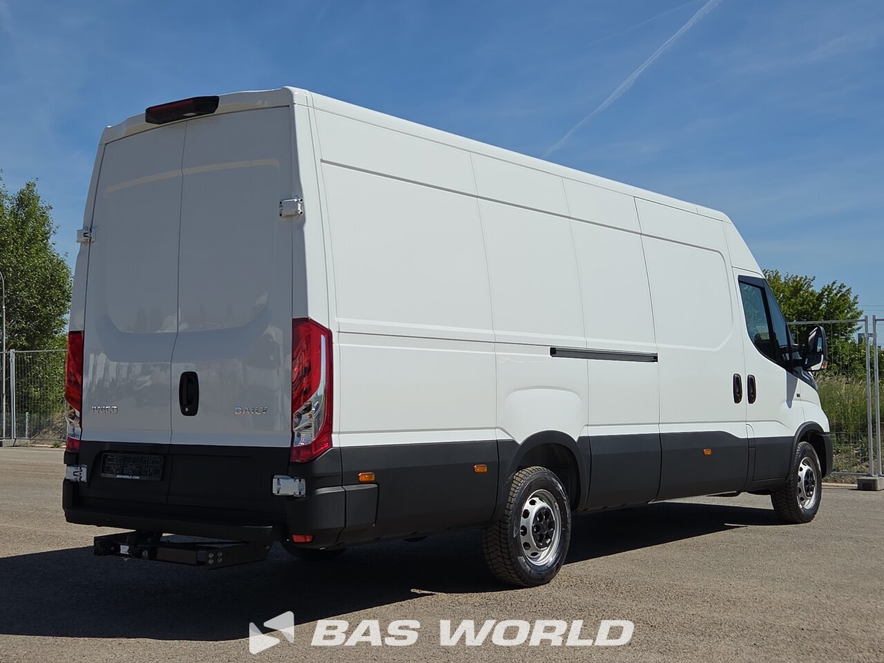 Other : Iveco Daily 35S18 закрыто
