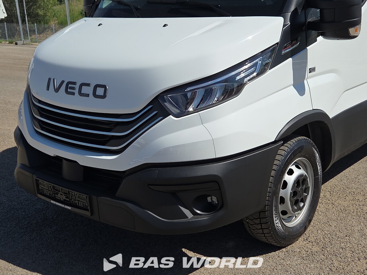 Other : Iveco Daily 35S18 закрыто