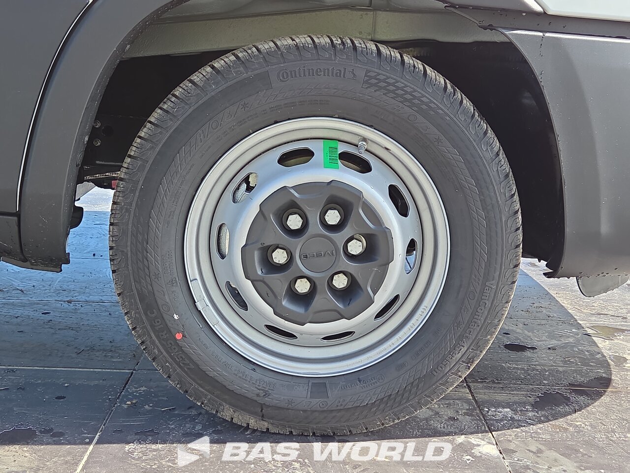 Other : Iveco Daily 35S18 Затворен ван