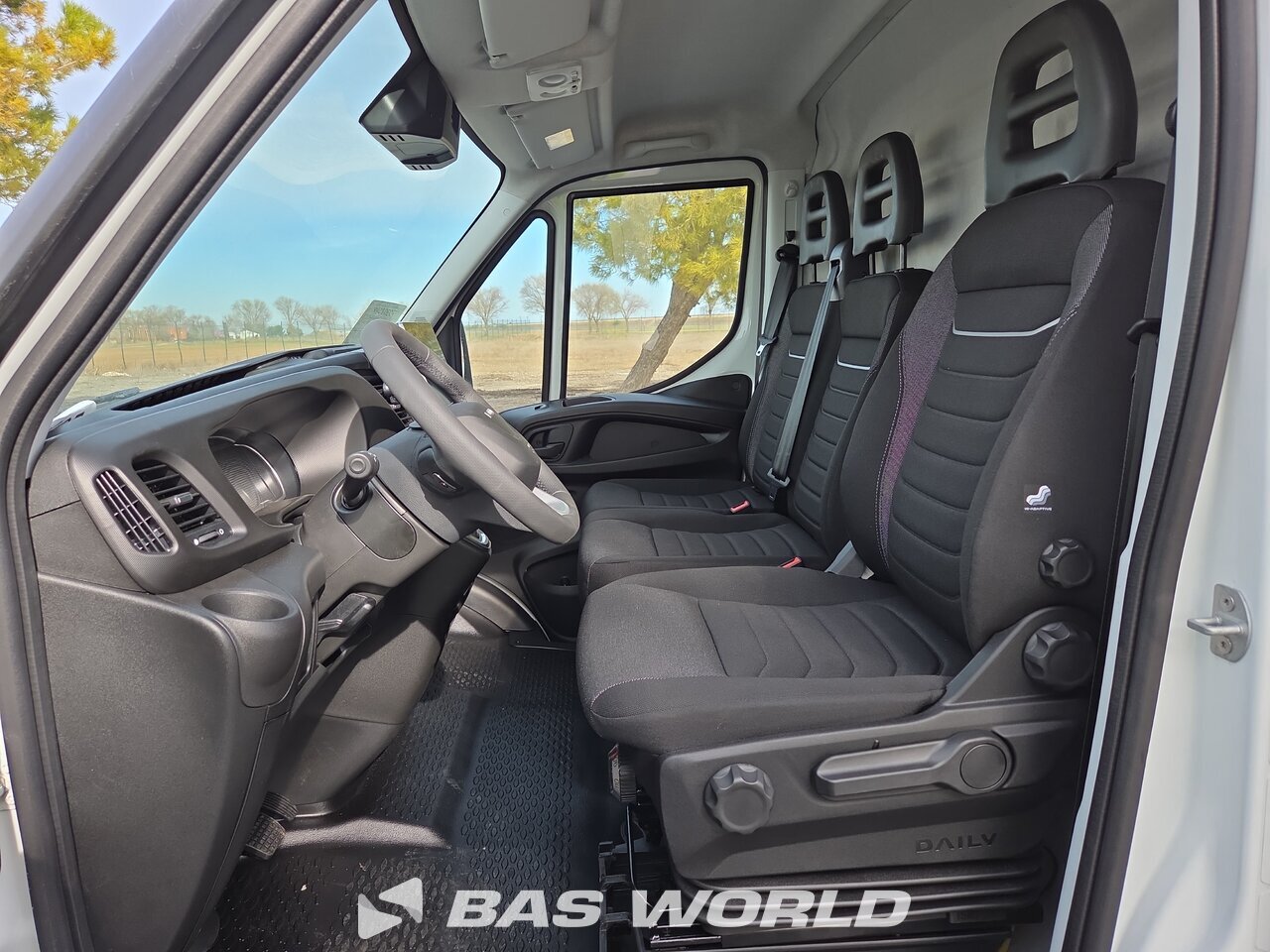 Other : Iveco Daily 35S18 Затворен ван