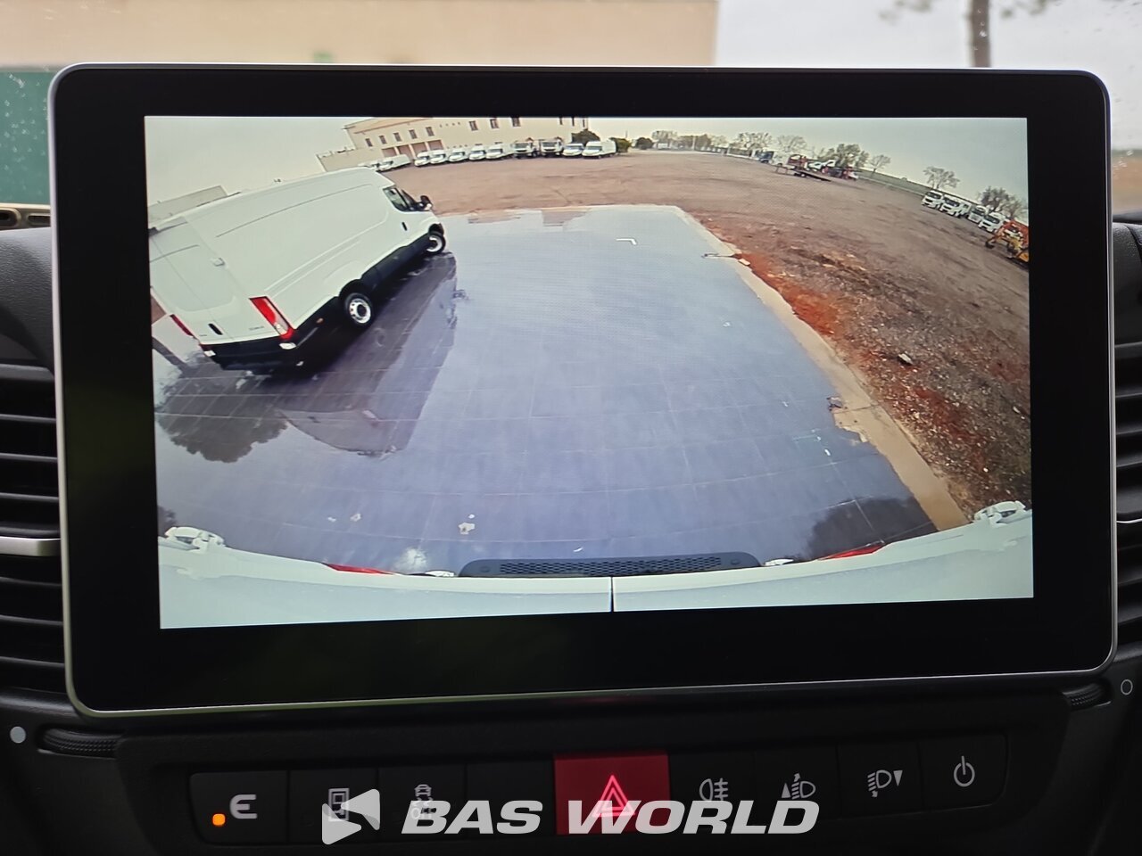 Other : Iveco Daily 35S18 Затворен ван