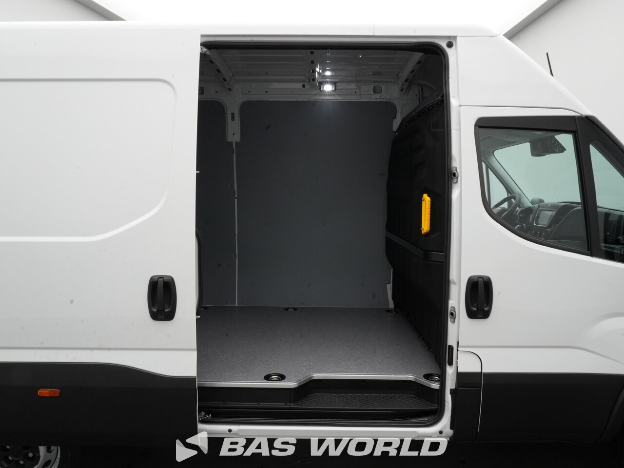 Other : Iveco Daily 35S16 Duba închisă