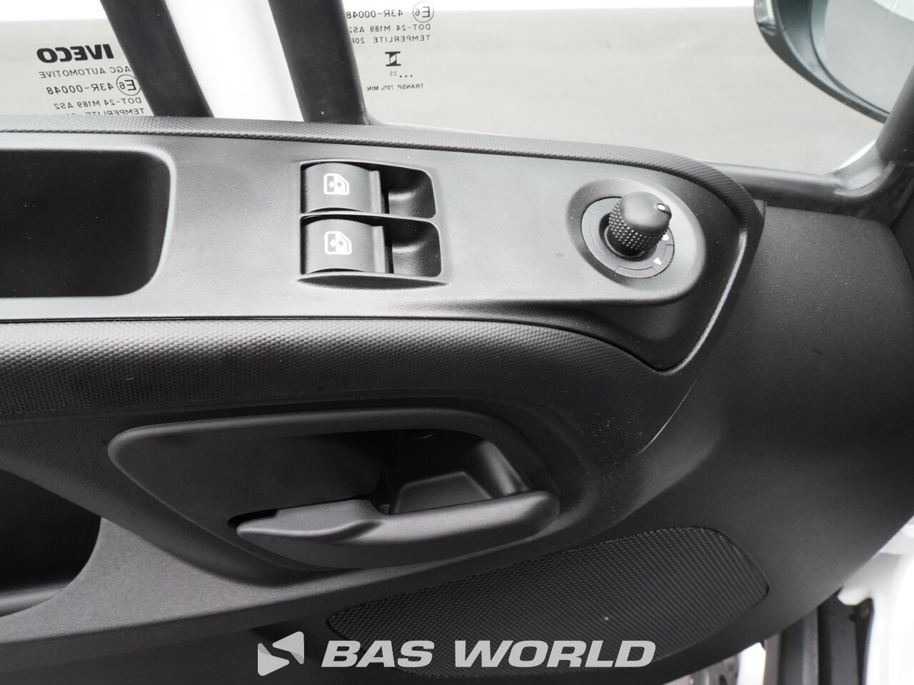 Other : Iveco Daily 35S16 Duba închisă