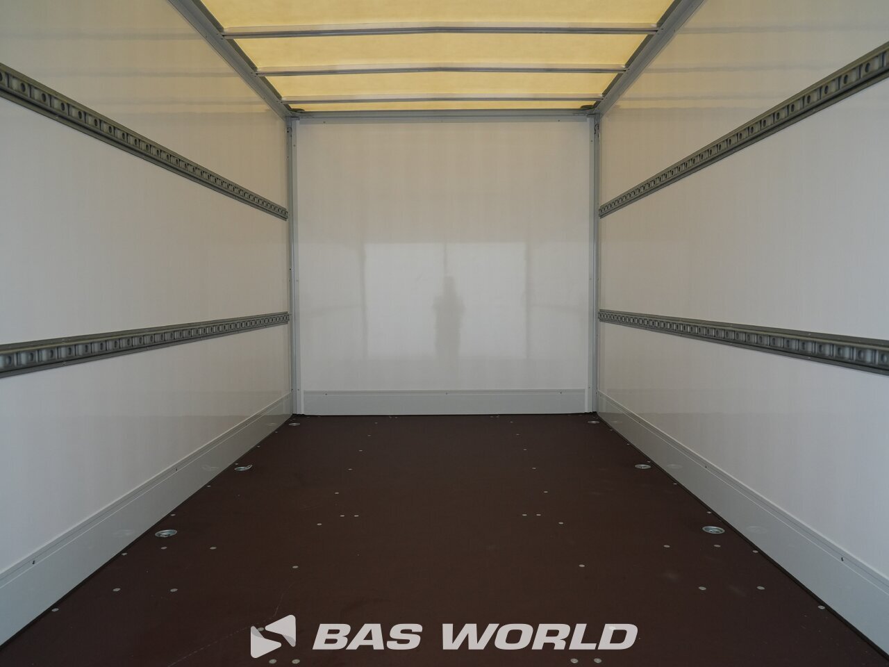 Other : Iveco Daily 35S16 Stängda lastbilskarosser
