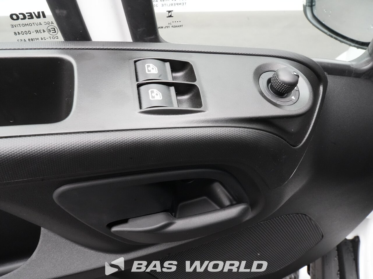 Other : Iveco Daily 35S18 Duba închisă
