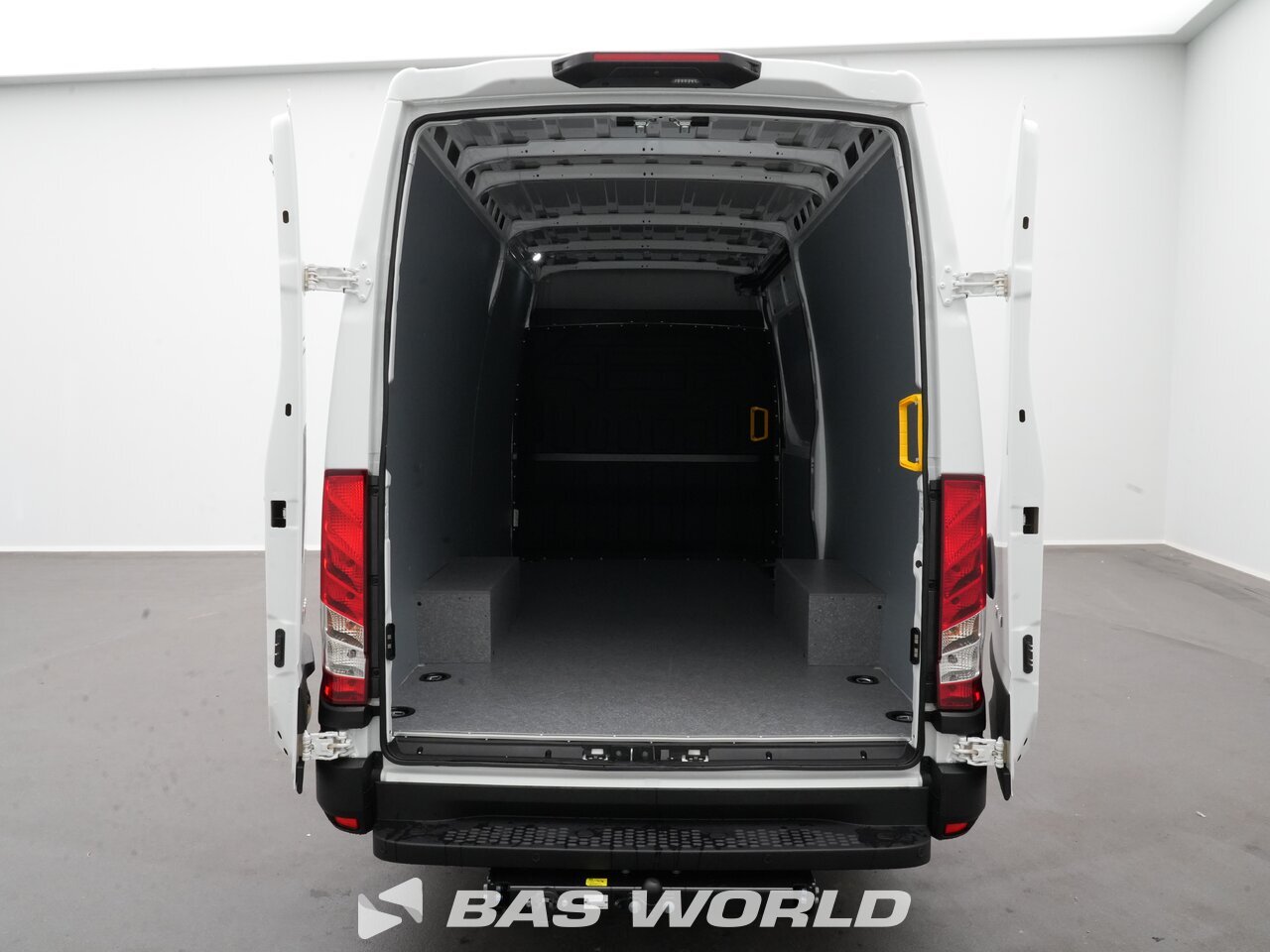 Other : Iveco Daily 35S18 Duba închisă