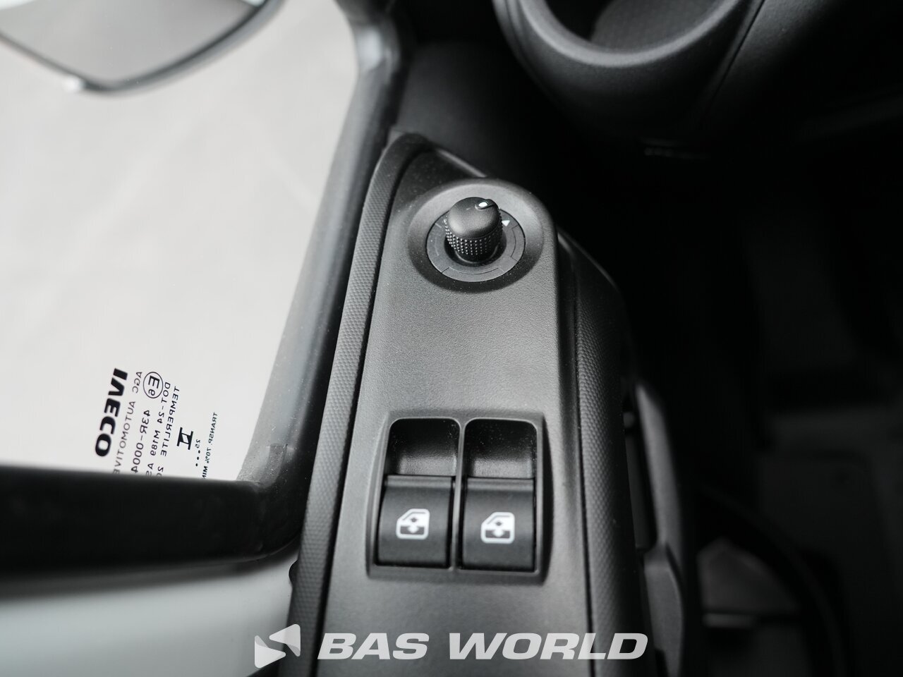 Other : Iveco Daily 35S18 Затворен ван