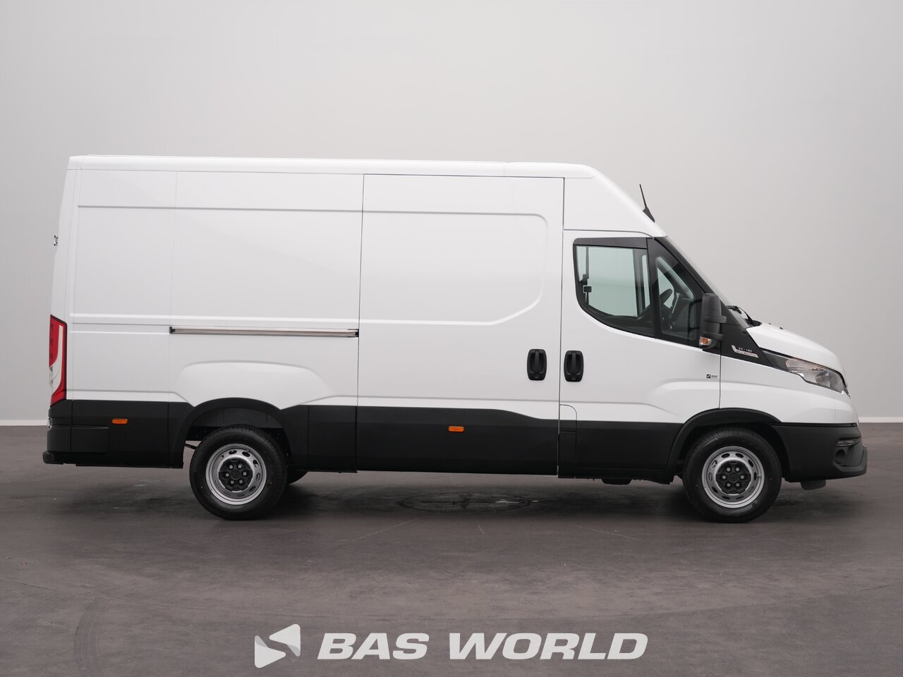 Other : Iveco Daily 35S18 Затворен ван