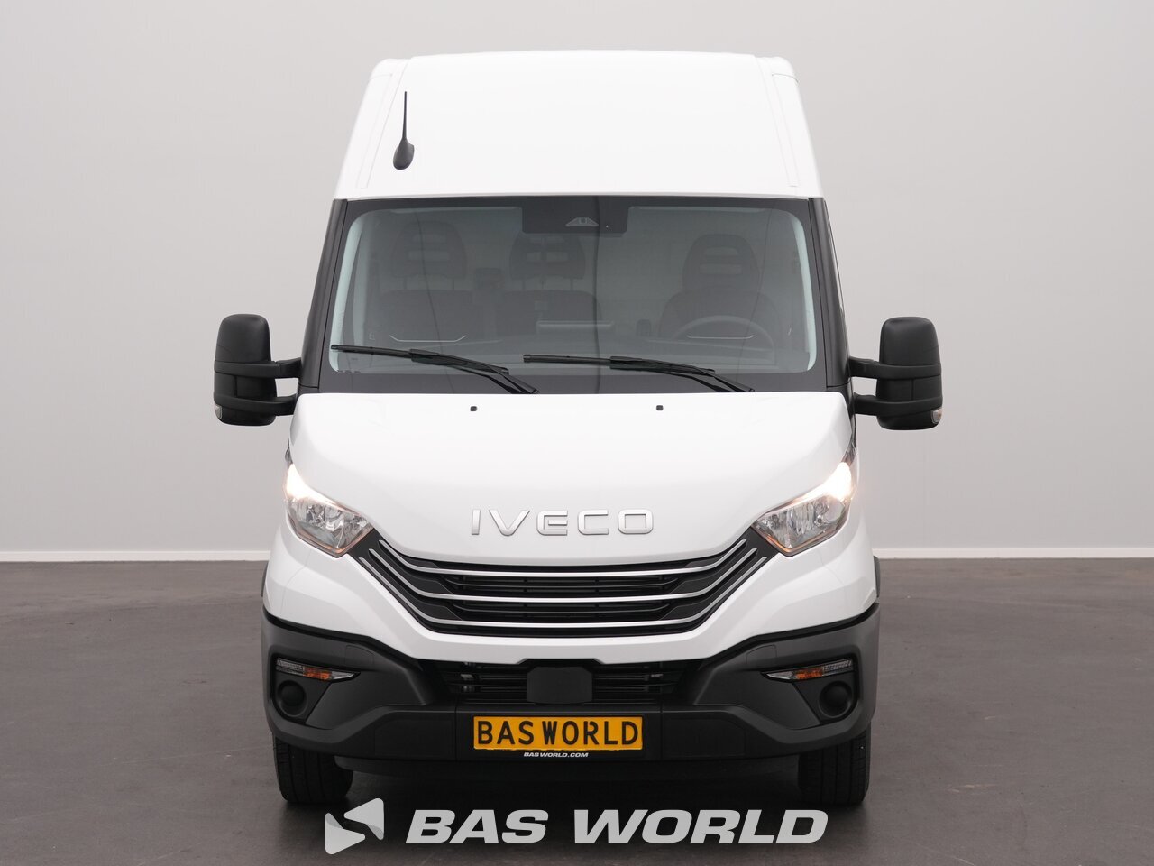 Other : Iveco Daily 35S18 Затворен ван