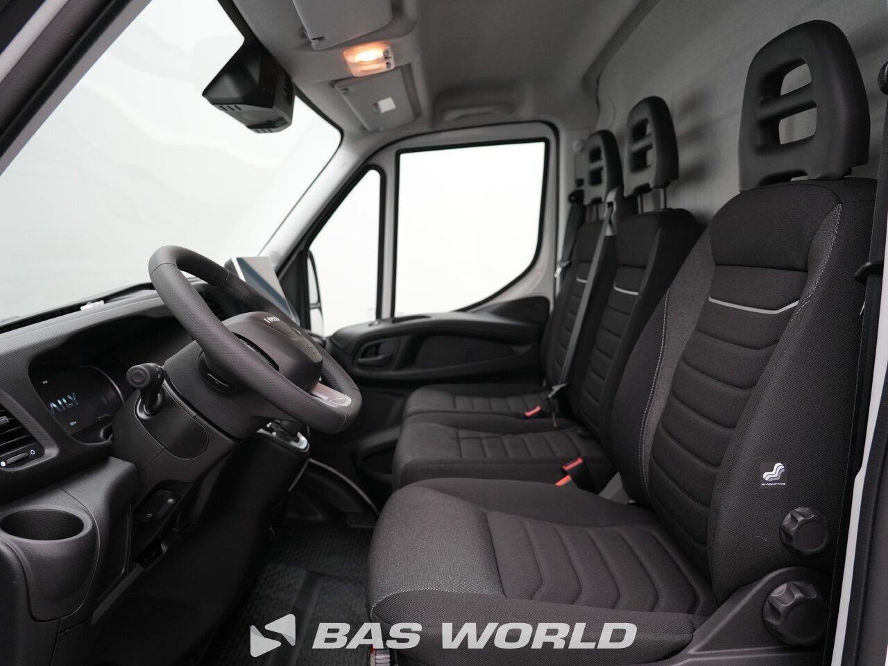 Other : Iveco Daily 35S18 Затворен ван
