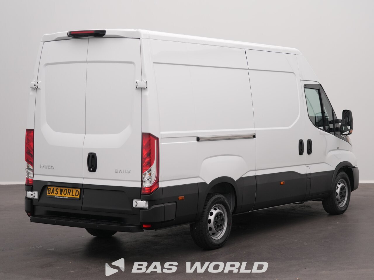Other : Iveco Daily 35S18 Затворен ван