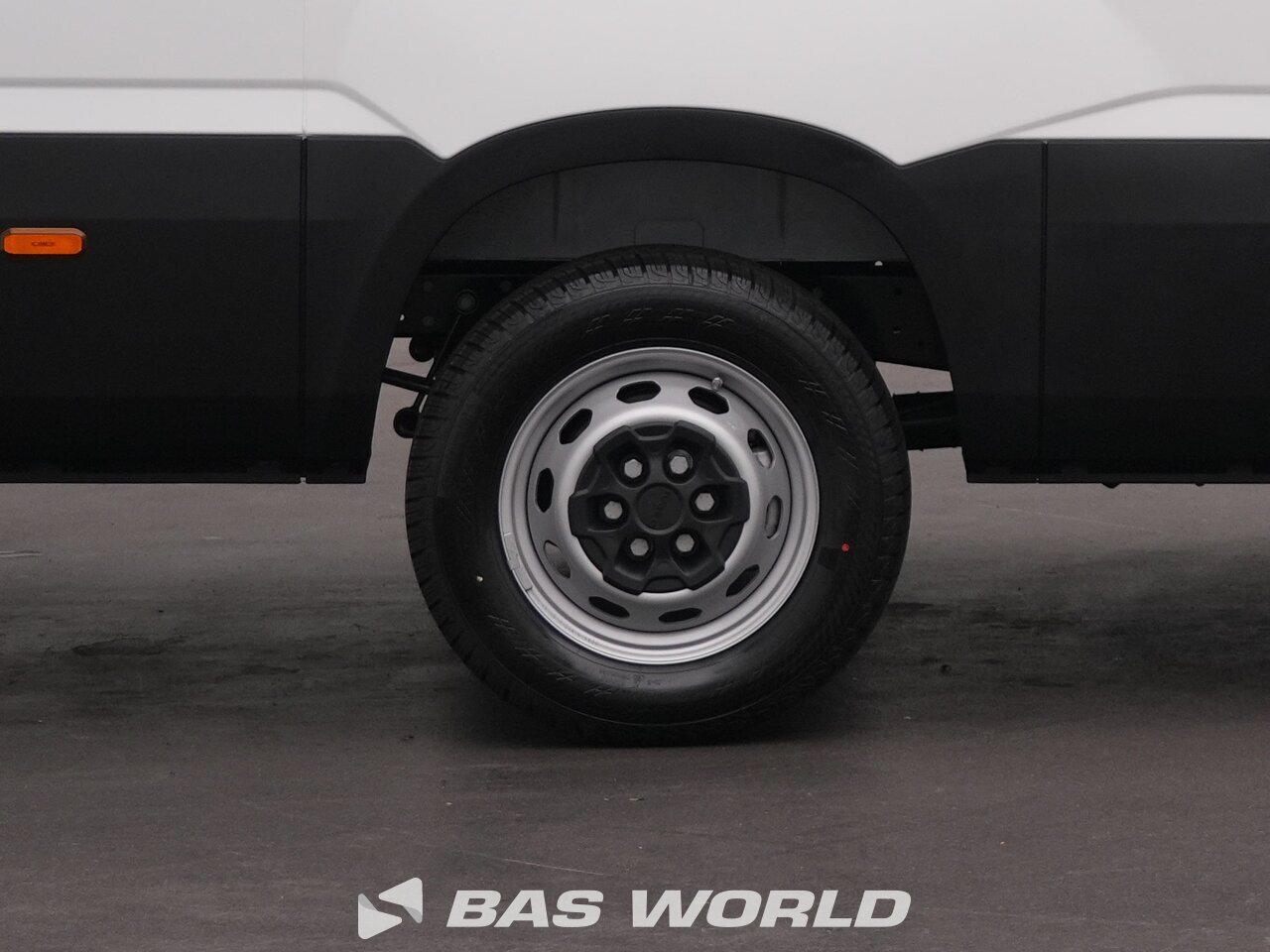 Other : Iveco Daily 35S18 Затворен ван