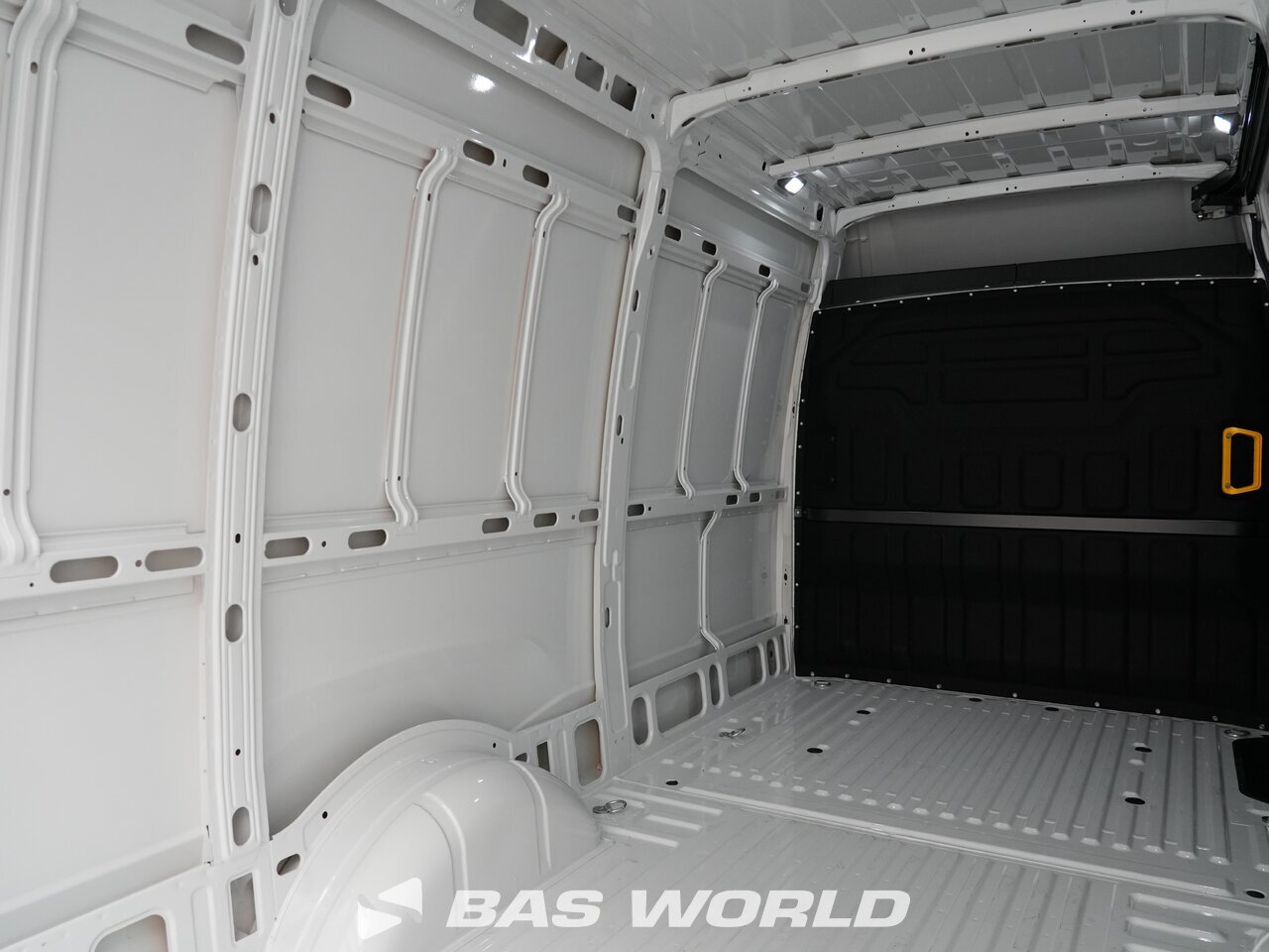 Other : Iveco Daily 35S18 Furgonetka