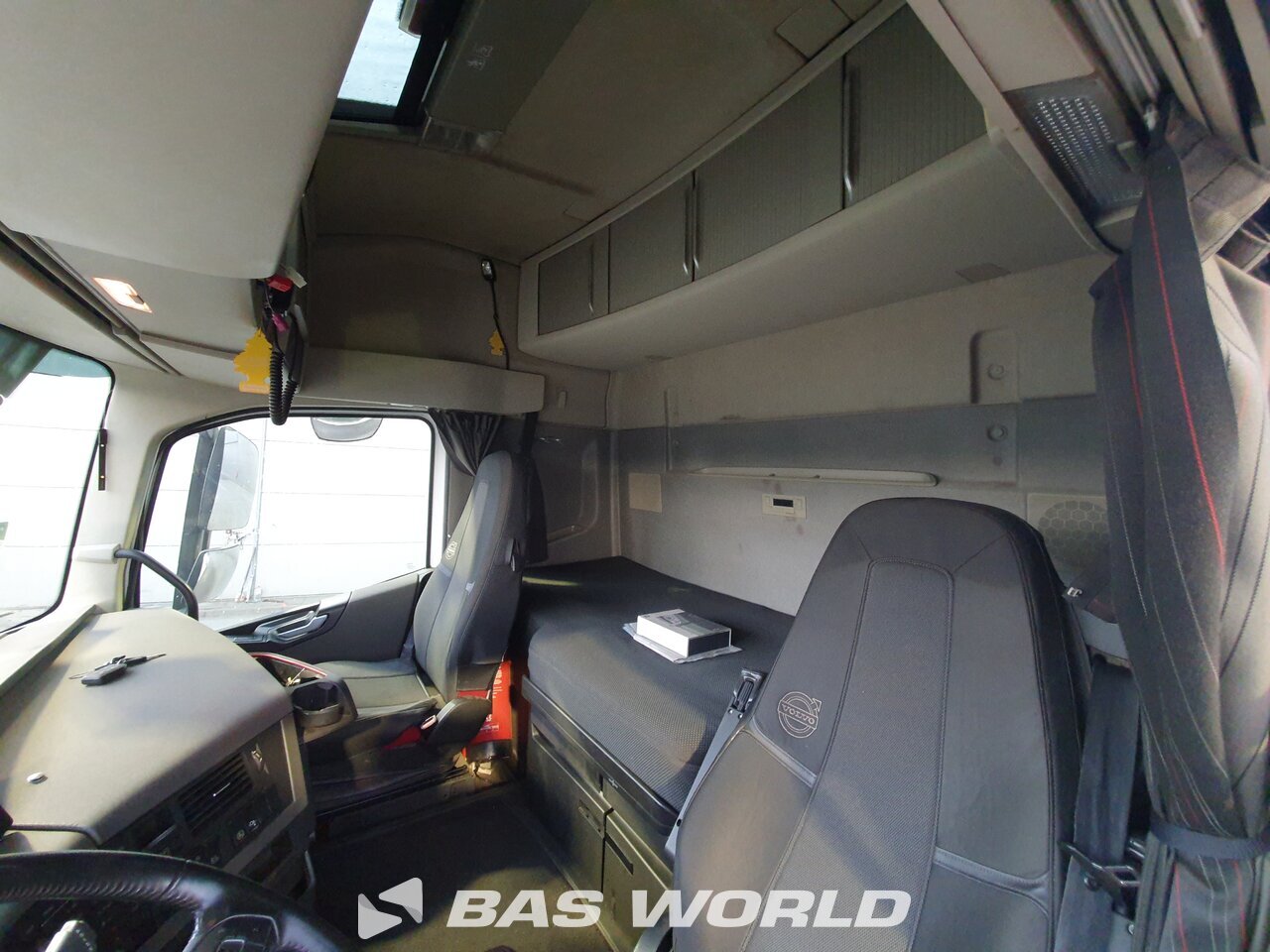 Other : Volvo FH 460 грузовик с крюковым погрузчиком