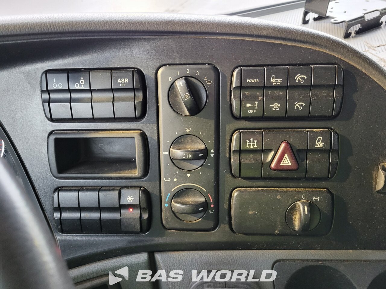 Other : Mercedes Actros 2532 شاحنة ذات خطاف