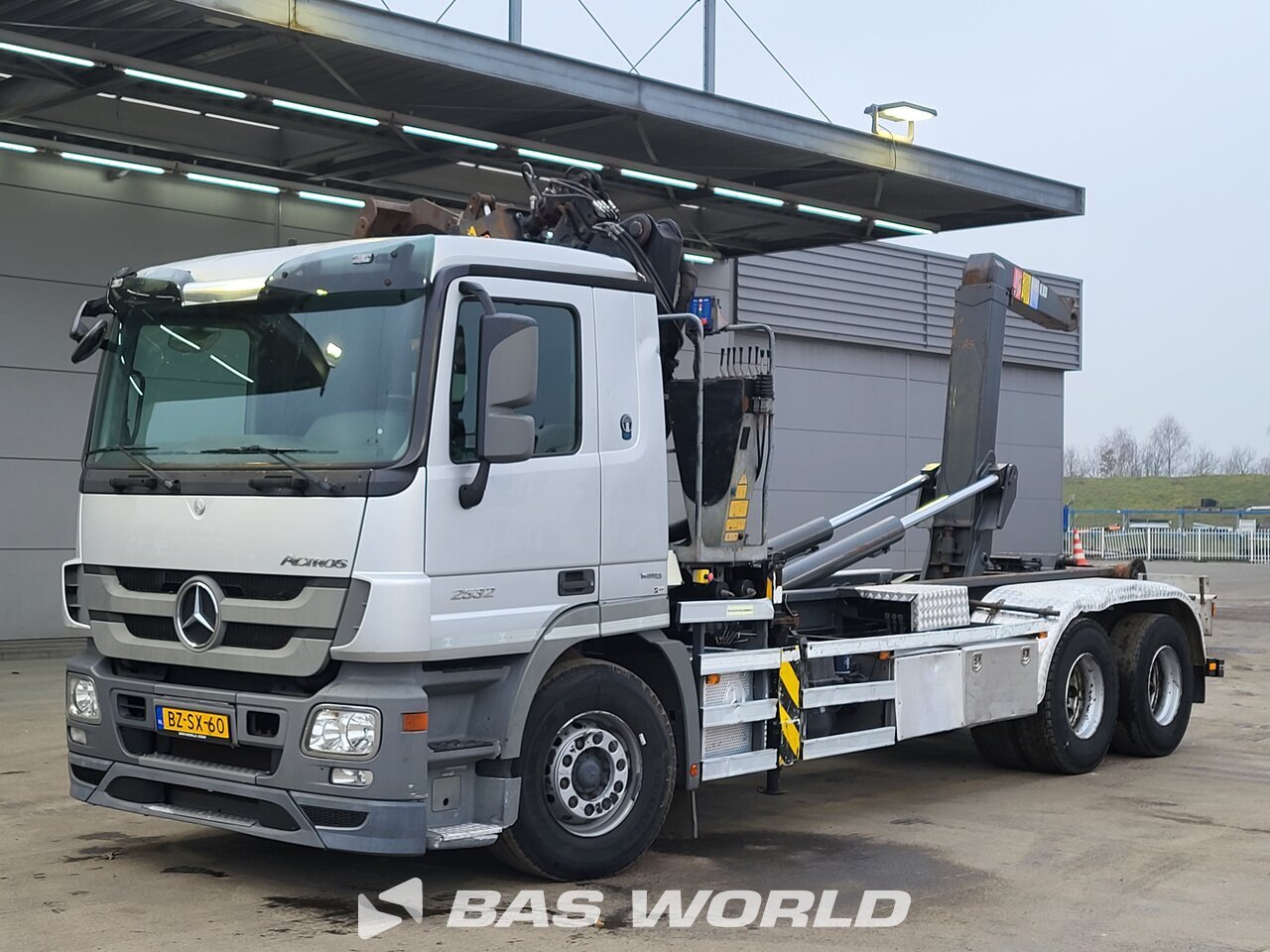Other : Mercedes Actros 2532 شاحنة ذات خطاف