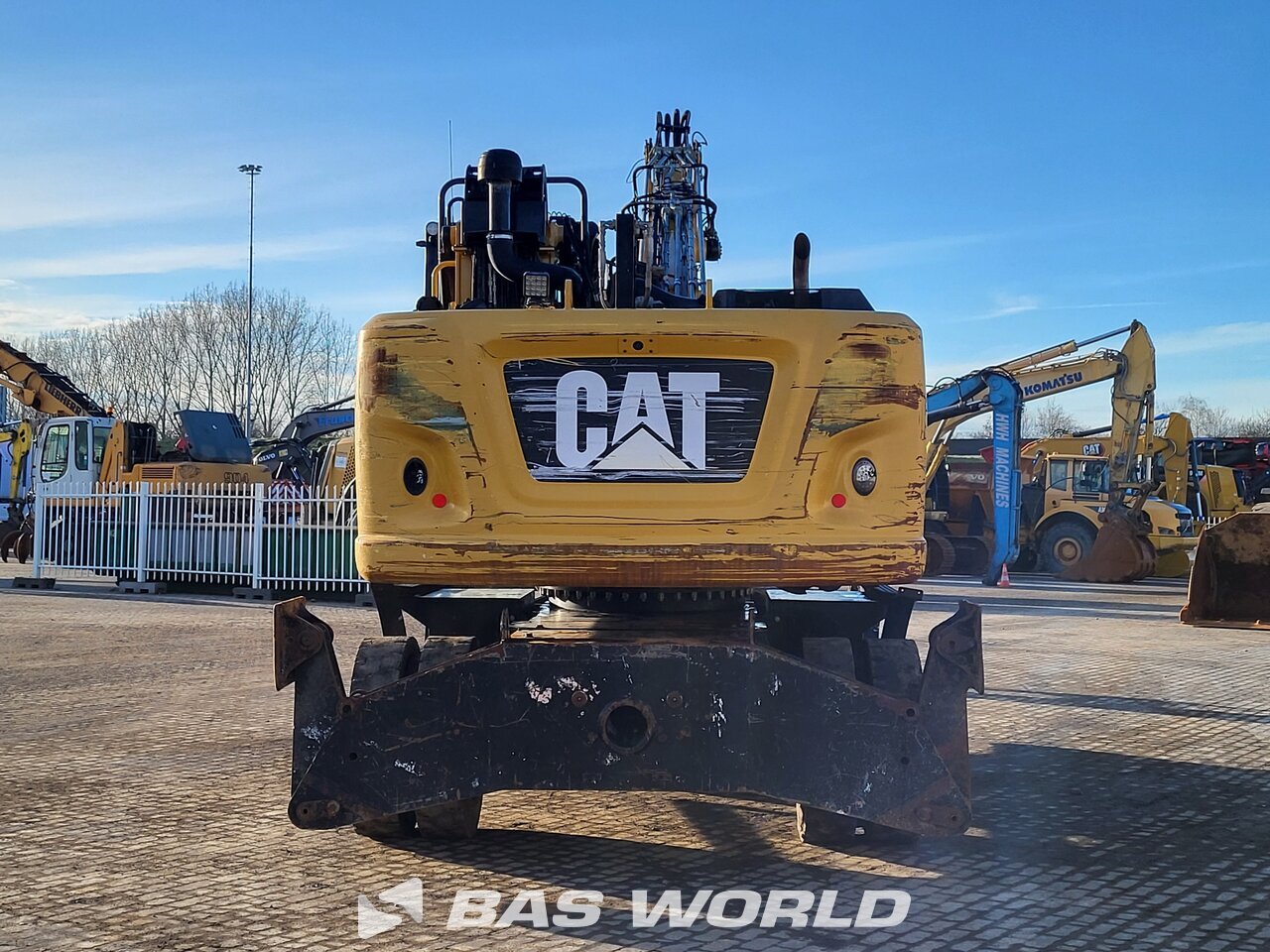 Other : Caterpillar MH3024 مناولات المخلفات مناولات صناعية