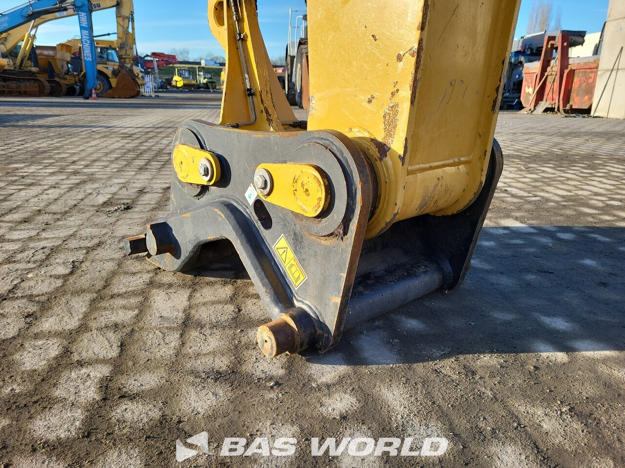 Other : Caterpillar MH3024 مناولات المخلفات مناولات صناعية