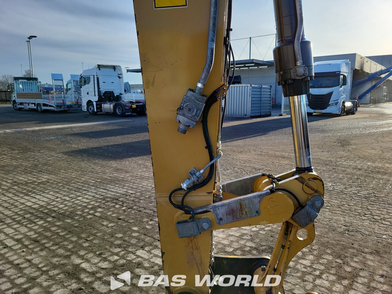 Other : Caterpillar MH3024 مناولات المخلفات مناولات صناعية