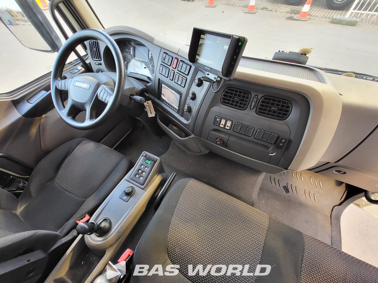 Other : DAF LF 230 Camion dell'immondizia