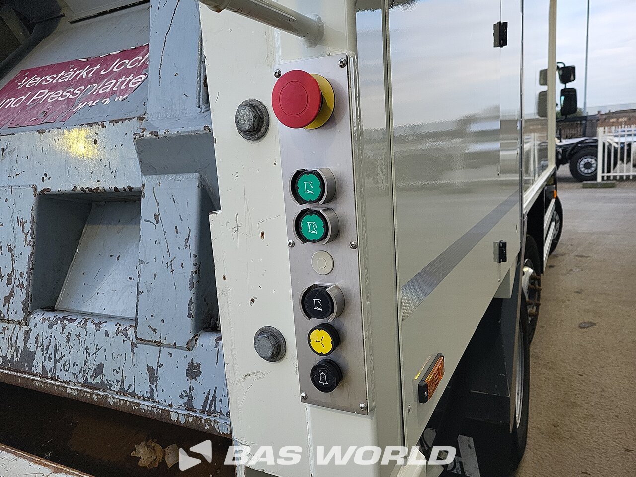 Other : DAF LF 230 Camion dell'immondizia