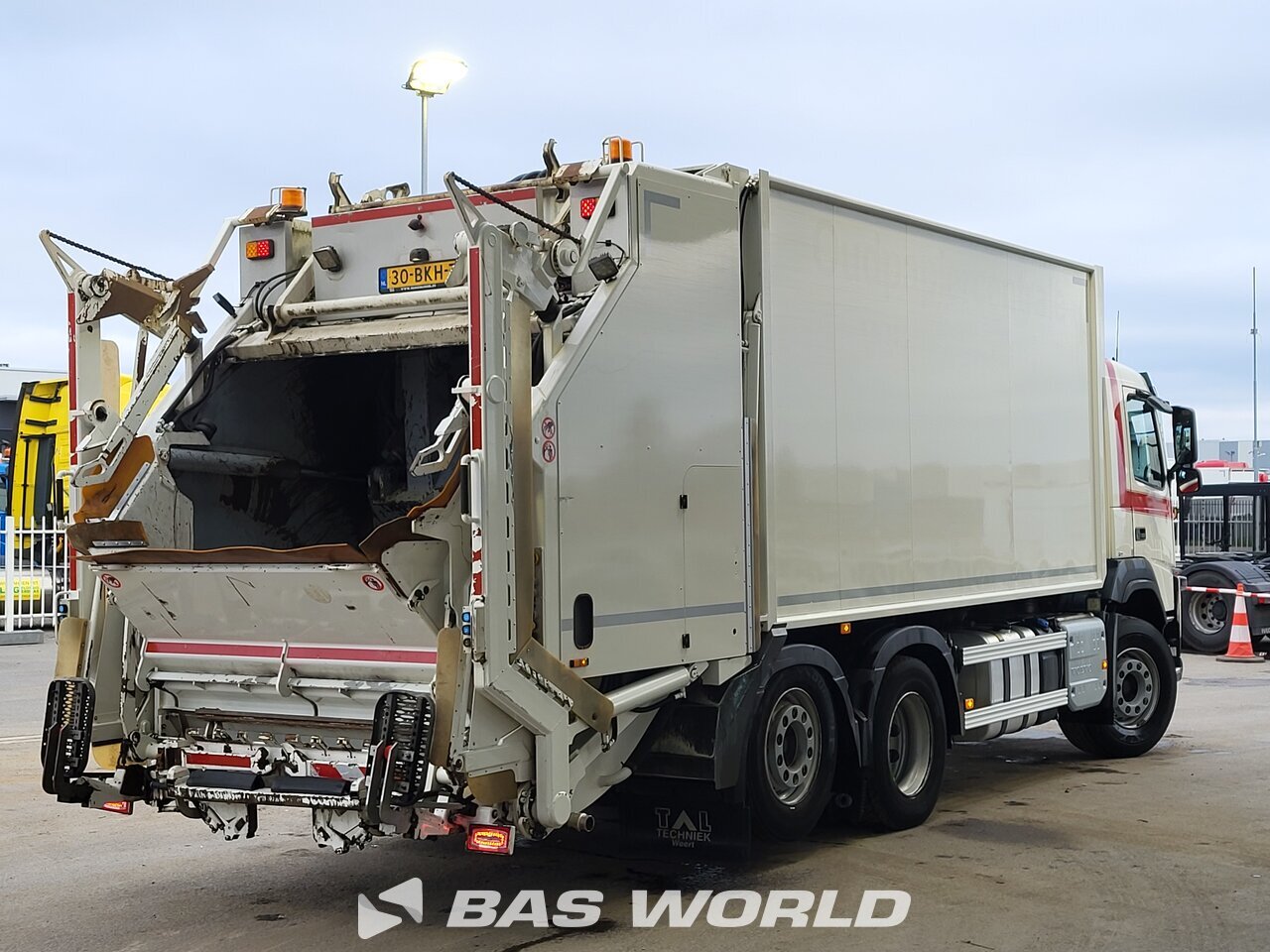 Other : Volvo FM 330 Camião do lixo