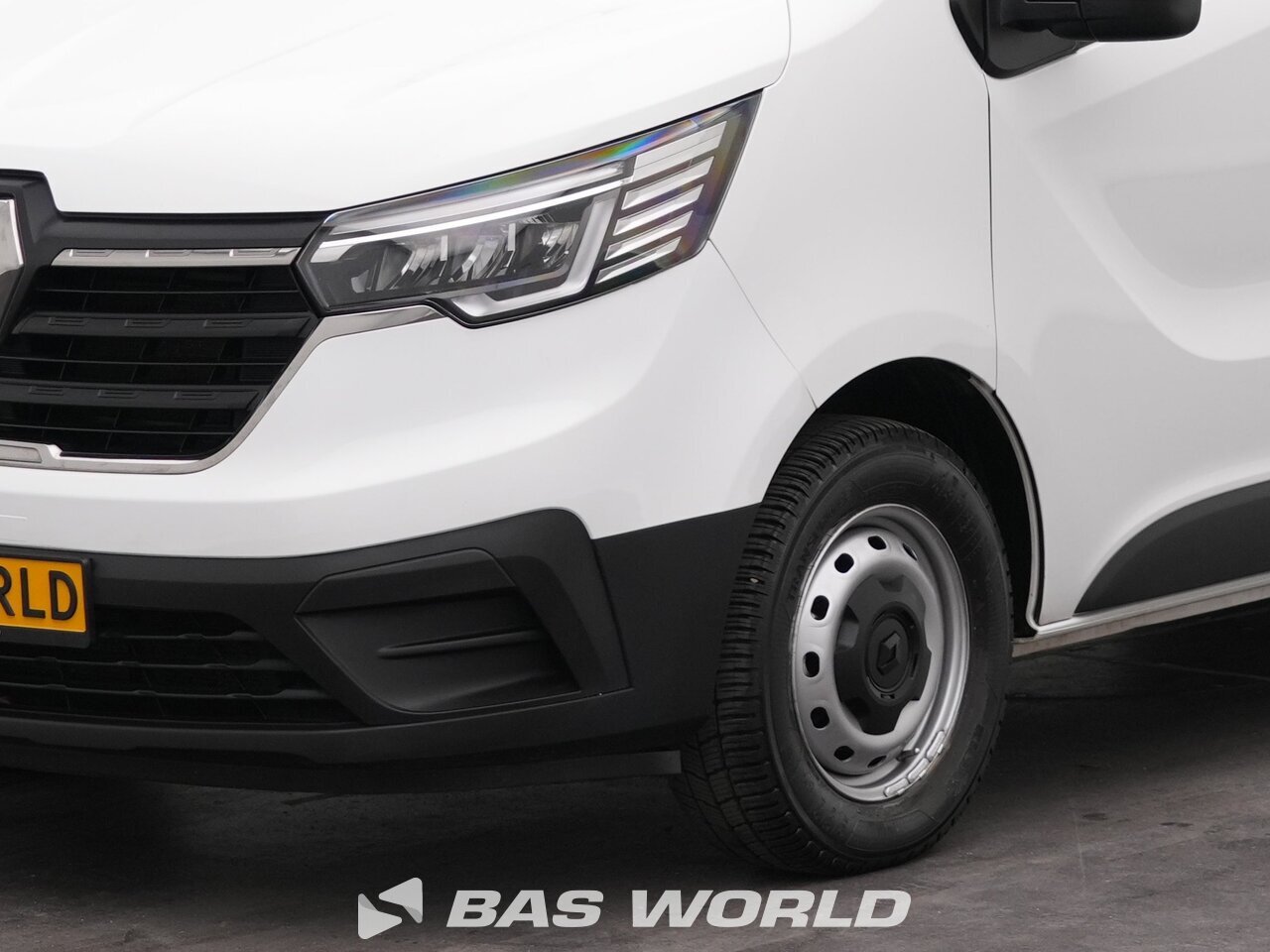 Other : Renault Trafic 130pk Suljettu pakettiauto