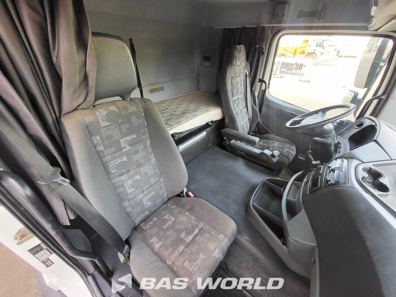 Other : Mercedes Axor 2540 Dropside camion
