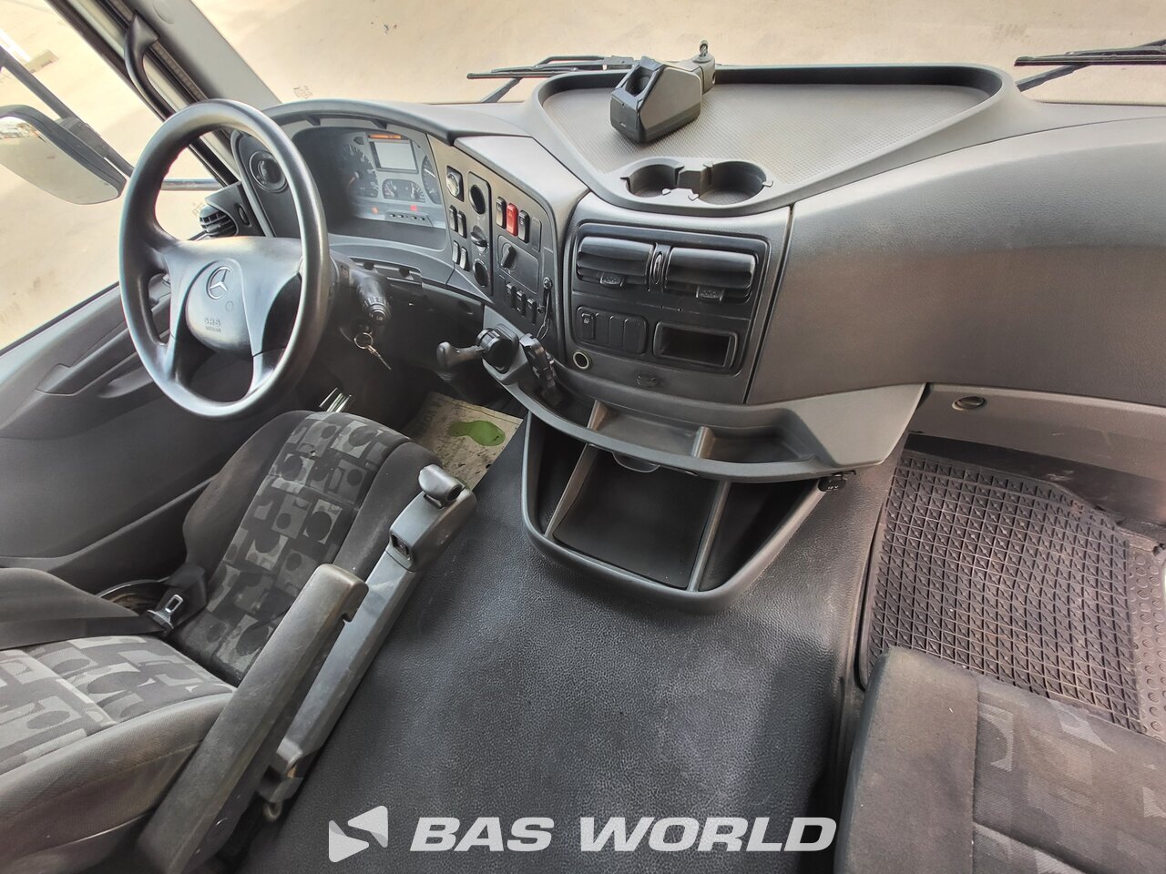Other : Mercedes Axor 2540 Dropside camion