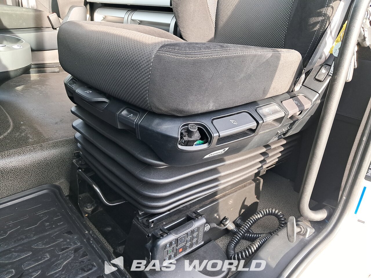 Other : DAF XF 480 Camion Casse Mobili