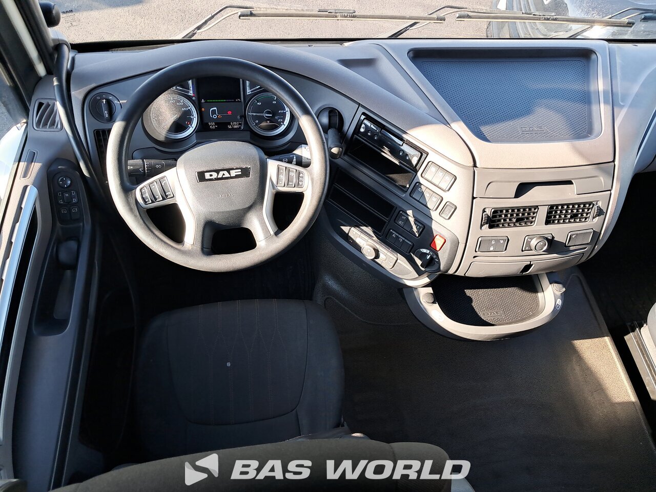 Other : DAF XF 480 شاحنات الحاويات