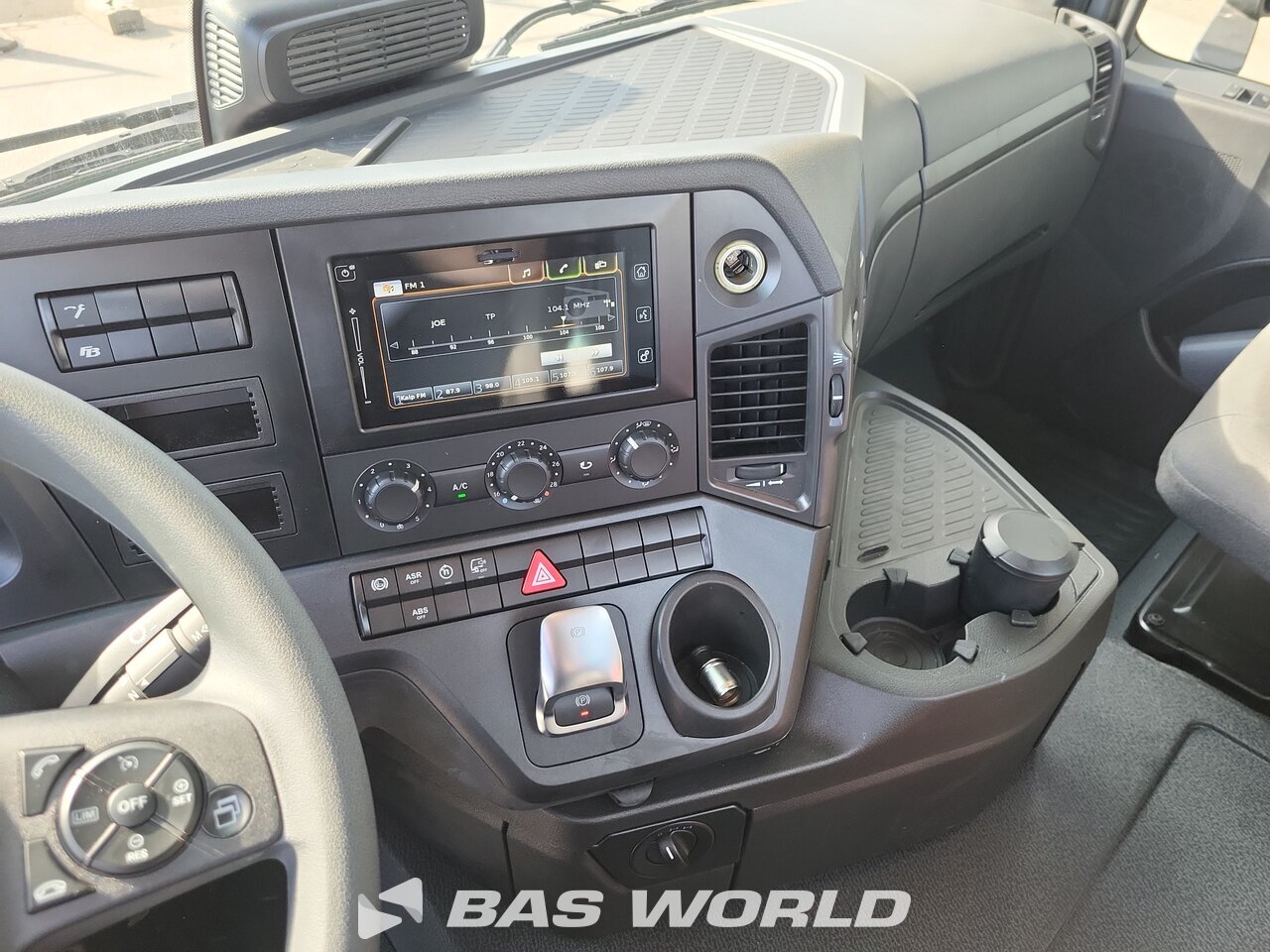 Other : Mercedes Arocs 4142 شاحنة خلاطة خرسانة