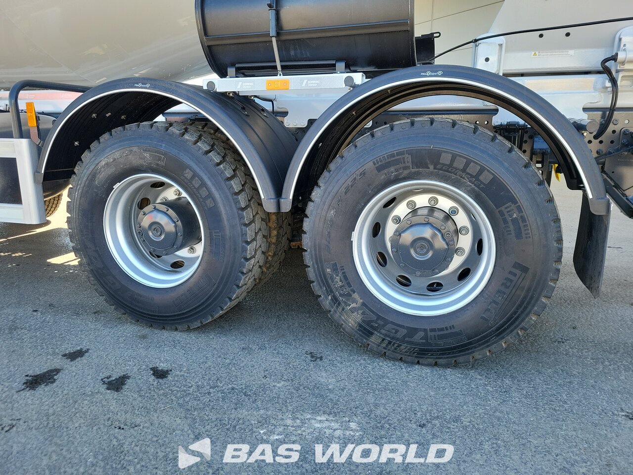 Other : Mercedes Arocs 4142 Camion betoniera