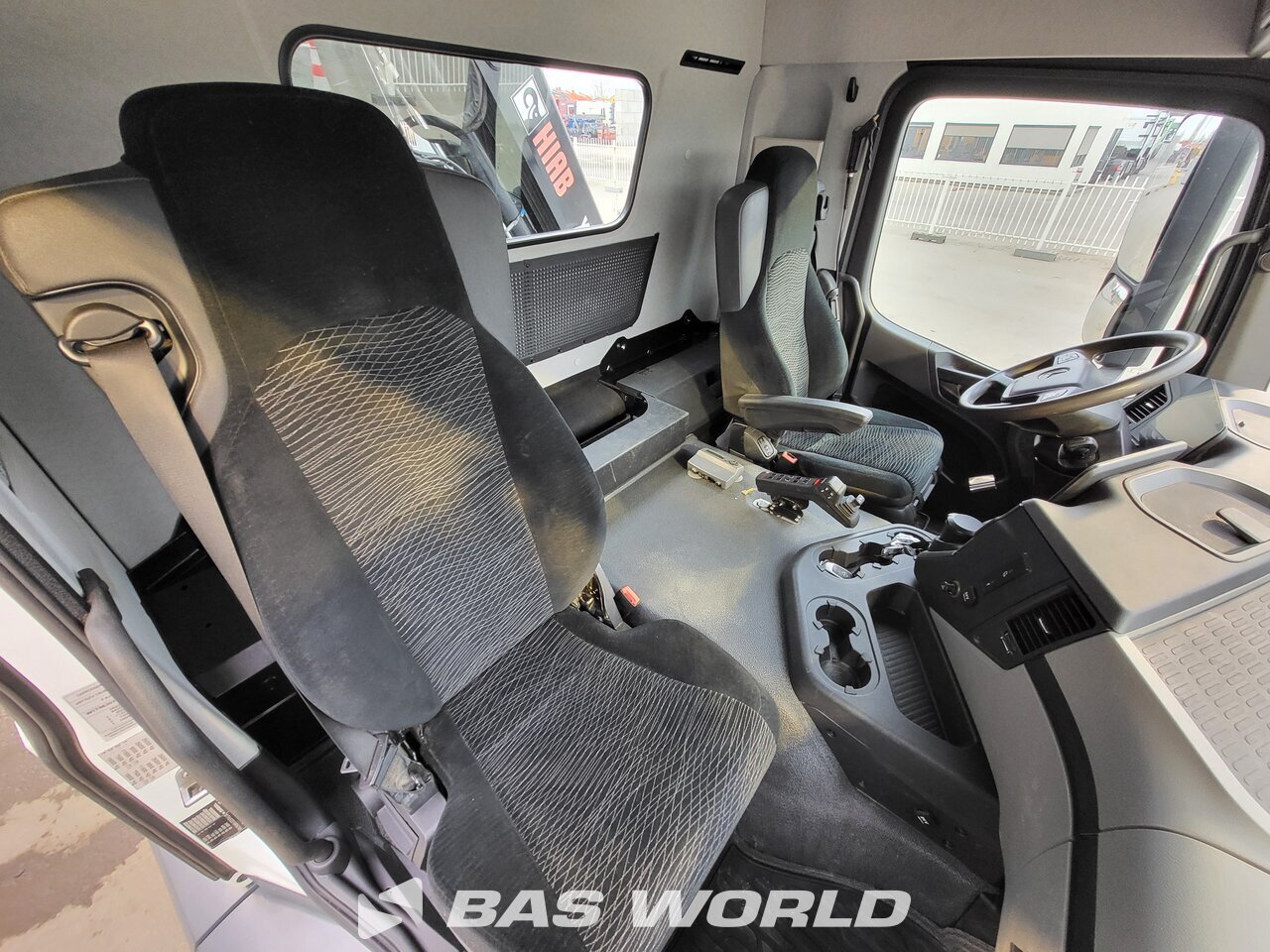 Other : Mercedes Actros 2633 شاحنة ذات خطاف