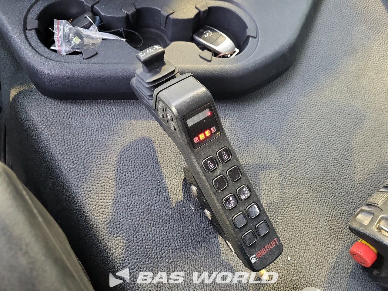 Other : Mercedes Actros 2633 شاحنة ذات خطاف